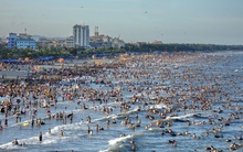 Những con số "khủng" về du lịch dịp lễ 30/4-1/5: Có địa phương đón gần 900.000 khách, thu về 2.000 tỷ đồng