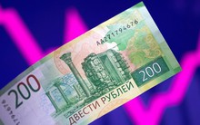 EU rục rịch cấm dầu, đồng rúp Nga vẫn băng băng chạm đỉnh trong hơn 2 năm