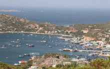 Không được đón khách du lịch, người dân Bình Ba gặp khó