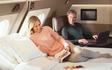 Bên trong "khách sạn trên không" khoang hạng nhất Singapore Airlines, xem mà chỉ muốn ở lì trên máy bay không thèm xuống nữa