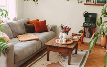 Chẳng cần sang trọng, căn hộ của nữ tiếp viên hàng không vẫn gây thương nhớ với vẻ đẹp ngọt ngào, ấm cúng