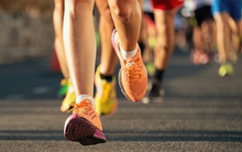 Một runner đột tử khi tham gia giải chạy cự ly 21 km, những lưu ý nào người chạy buộc phải nhớ