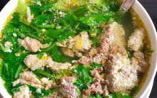 Khó thở, nổi mề đay sau khi ăn lẩu cua đồng: Những lưu ý khi ăn món vạn người mê ngày hè