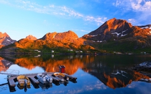 Vị khách Việt mê du lịch bụi chia sẻ trải nghiệm khó quên trên đất "Mặt trời không bao giờ lặn" đẹp như tranh vẽ