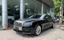 Vì sao siêu xe biếu tặng lọt cửa hẹp?