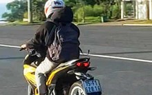 Xử phạt nam thanh niên chạy xe máy 'lạc' vào hầm Hải Vân