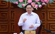 Khẩn trương xử lý tình trạng thiếu thuốc, nhân viên y tế nhiều nơi nghỉ việc