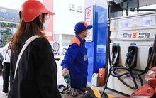“Hạ nhiệt” giá xăng, dầu: Có thể cân nhắc giảm thuế nhập khẩu