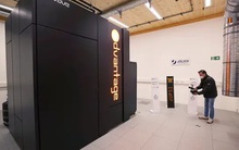 Châu Á tham gia cuộc đua công nghệ điện toán mới, thách thức vị thế bá chủ của Mỹ