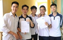 Điểm thi tốt nghiệp THPT 2022 của Nam Định cao nhất cả nước