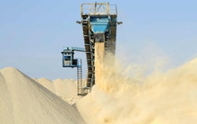 "Nguyên tố của sự sống" sắp cạn kiệt: Thế giới đang đứng trước bờ vực khủng hoảng?