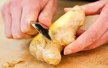 Ăn gừng nên gọt vỏ hay ăn cả vỏ? Nhiều người đang làm sai mà không biết