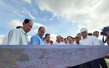 Phó Thủ tướng Lê Văn Thành khảo sát tuyến cao tốc hơn 40.000 tỉ đồng ở miền Tây