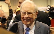 Không có tiền tiết kiệm nhưng vẫn muốn nghỉ hưu sớm, thực hiện ngay 2 mẹo đầu tư của "thần chứng khoán" Warren Buffett