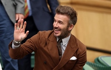 Bộ đồ Ralph Lauren giúp David Beckham mặc đẹp nhất Wimbledon 2022