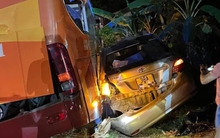 Tài xế container gây tai nạn liên hoàn khiến phụ xe khách tử vong