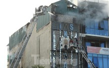 Cận cảnh hiện trường vụ cháy ở quán karaoke trên đường Quan Hoa làm ba cảnh sát hy sinh