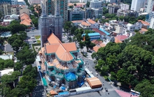 Ảnh: Nhà thờ Đức Bà sẽ được trùng tu đến năm 2027, hiện trạng ra sao?