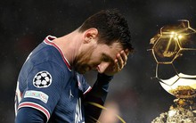 Lần đầu tiên kể từ năm 2005, Messi văng khỏi danh sách đề cử Quả bóng Vàng, nhưng Ronaldo thì có