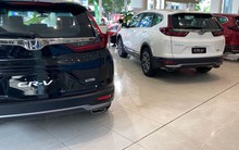 Ôtô, xe máy ế ẩm trong tháng cô hồn