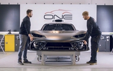 Mercedes-Benz sản xuất siêu xe AMG One như thế nào?