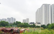 Đất trường học bị đưa vào khu nghĩa trang, phụ huynh lo bốc thăm để con được đi học