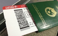 Vì sao không nên khoe ảnh vé máy bay lên mạng xã hội?