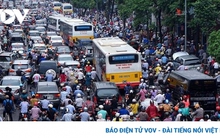 Xe bus: Làm sao bước qua vòng luẩn quẩn vắng khách, thua lỗ?