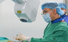 Quy định về nghỉ hưu ở tuổi cao hơn đối với viên chức