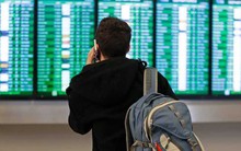 Mua vé bay giá rẻ phải chịu delay?