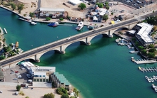 Thương vụ ngót 10 triệu USD đem Cây cầu London hết hạn sử dụng từ Anh về Mỹ