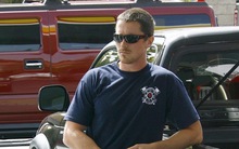 Vì sao ‘Người Dơi' Christian Bale có 120 triệu USD nhưng chỉ lái xe Toyota cũ thay vì Ferrari?