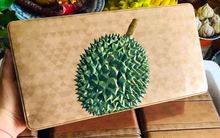 Bánh trung thu sầu riêng gần 2 triệu đồng, nhà giàu chi tiền ăn sang