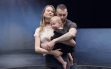 Cuộc hôn nhân gần 1 thập kỷ của thủ lĩnh nhóm Maroon 5 và vợ “thiên thần Victoria's Secret”