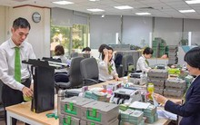 Vietcombank, VietinBank, Agribank vừa tăng mạnh lãi suất huy động thêm hơn 1%/năm