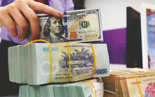 Tỷ giá USD/VND tiếp tục tăng mạnh trên các thị trường