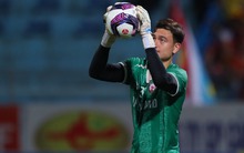 Chặn đứng hàng công toàn sao, thủ môn Đặng Văn Lâm báo tin vui lớn cho HLV Park Hang-seo