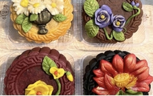 Nhiều loại bánh Trung thu độc lạ "làm mưa, làm gió" trên thị trường