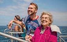 Cháu trai đưa bà nội đi hơn 80.000 km đường, qua 63 công viên khắp nước Mỹ