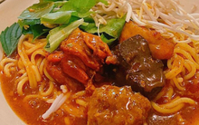 Món bánh nức tiếng Cà Mau khiến thực khách toát mồ hôi vẫn không thể ngừng ăn