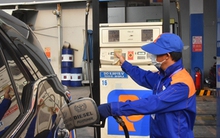 Xăng dầu lại trục trặc về nguồn cung (*): Tiến tới rút ngắn chu kỳ điều hành giá