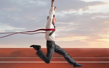 Cổ phiếu vật liệu xây dựng, hạ tầng giao thông đồng loạt bứt phá sau "cú hích" từ đầu tư công