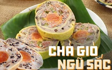 Dân tình lại rần rần “thi đua” làm chả giò ngũ sắc để cúng ông Công ông Táo, không khí Tết 2023 gần kề