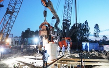 Vì sao cứu hộ bé trai 10 tuổi lọt xuống trụ bê tông sâu 35m mất nhiều thời gian?