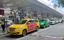 Taxi truyền thống đang lấy lại vị thế