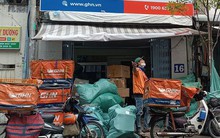 Quá tải giao hàng mùa Tết