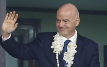 Chủ tịch FIFA chúc mừng HLV Park Hang Seo