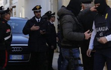 Cảnh sát Ý tìm thấy hầm trú ẩn bí mật của 'bố già mafia cuối cùng' ở Sicilia