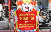 Hà Nội: Trang trí bắt mắt, cửa hàng vàng vẫn vắng vẻ trước ngày vía Thần Tài