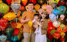Bộ ảnh "tình bể bình" của gia đình nhỏ tại phố cổ Hội An
